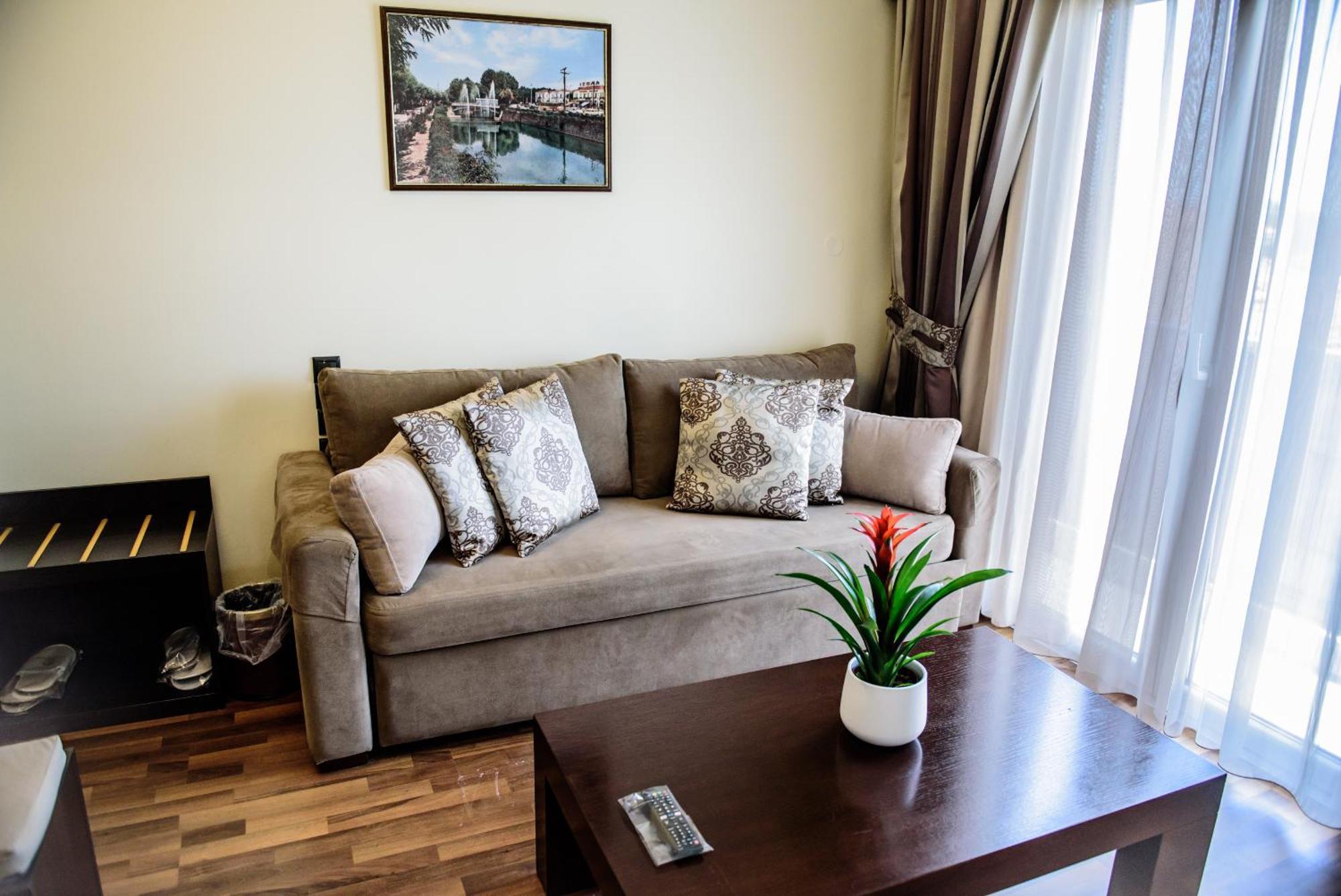 Hotel Padelidaki Трикала Экстерьер фото
