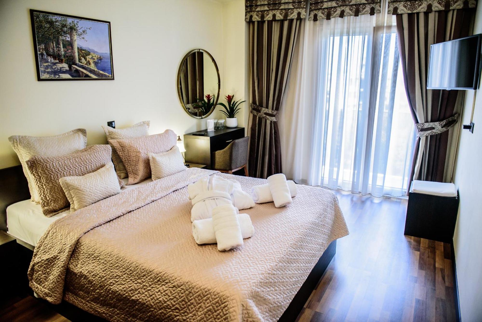 Hotel Padelidaki Трикала Экстерьер фото