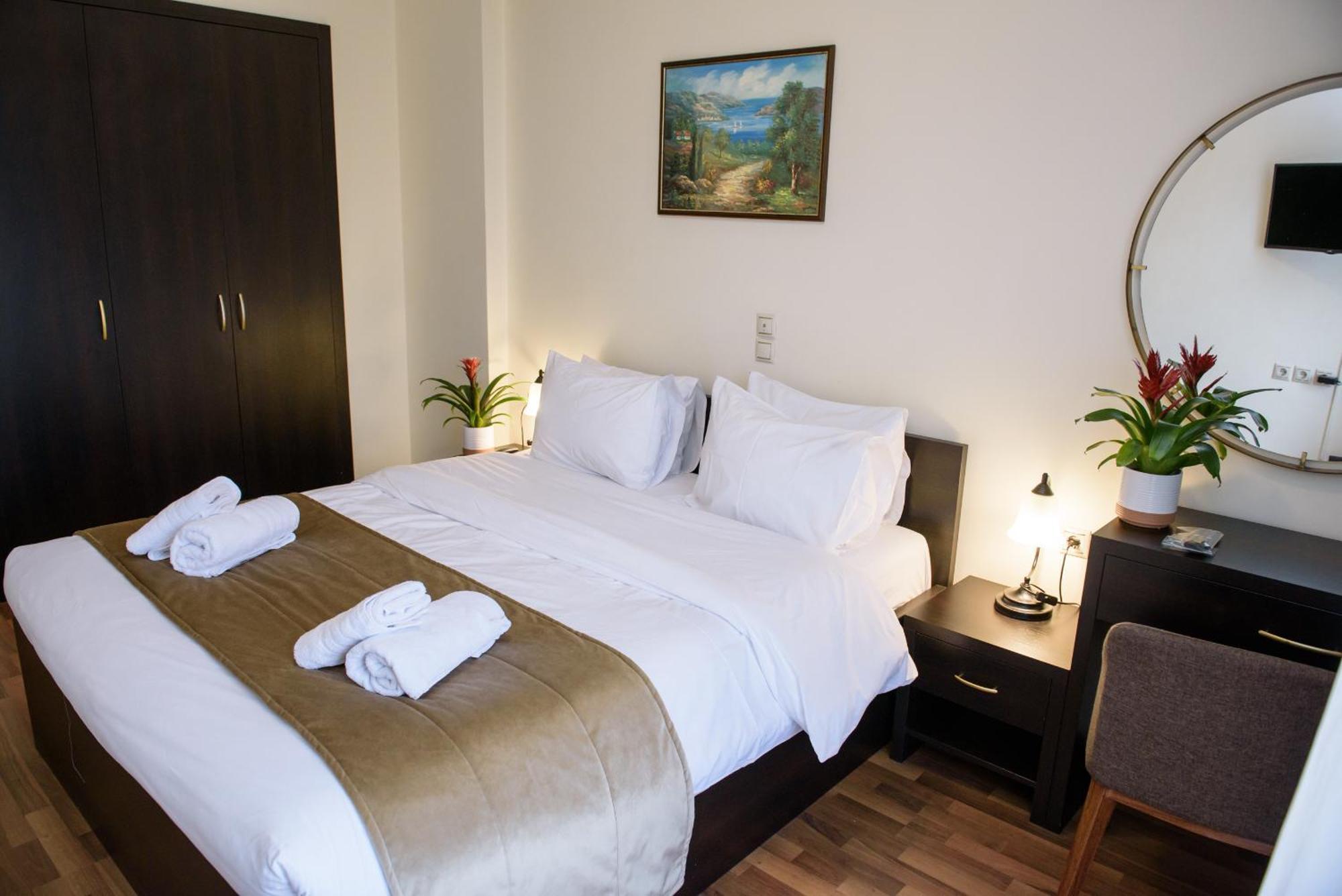 Hotel Padelidaki Трикала Экстерьер фото